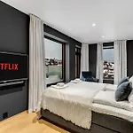 Grand Luxury Penthouse L Stunning View L Balcony * Tromsø