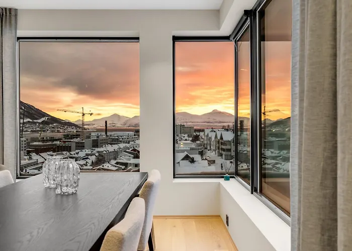 Grand Luxury Penthouse L Stunning View L Balcony Apartamento Tromsø